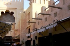 Квартал Бастакия в Дубае — это восстановленный старейший квартал города