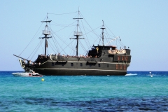 «Чёрная Жемчужина» из \"Пиратов Карибского моря\"