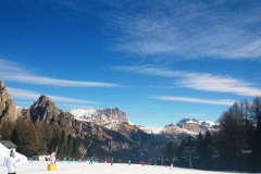 Кортина-д’Ампеццо — главный и самый дорогой горнолыжный курорт Доломитовых Альп в Италии