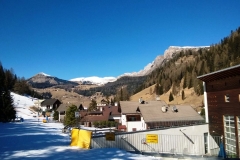 Горнолыжный курорт Альта-Бадия расположен в Доломитовых Альпах на самом краю горного массива Селла