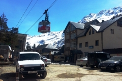 Гондольная канатная дорога «Эльбрус» на горе Эльбрус в Поляне Азау была открыта в декабре 2006 года