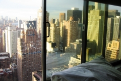 Пейзаж Нью-Йорка с высокими зданиями и панорамным видом