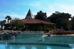 Отель Marti Myra HV-1 расположен в 17 км от города Кемер